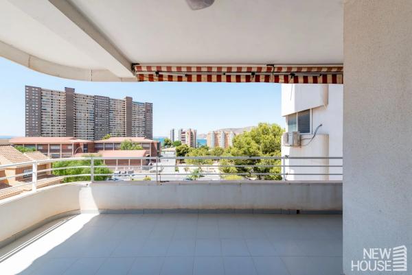 Apartment for sale in  Calle del Curricán, Alicante photo 4