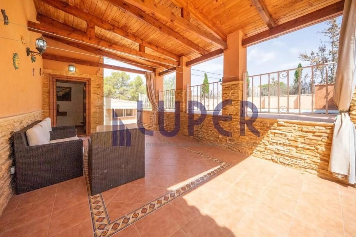 Propiedades en venta y alquiler en España photo 2