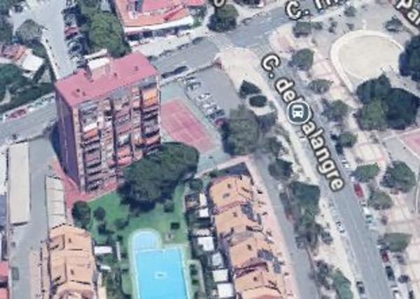 Apartment for sale in  Calle Trident, Alicante photo 1