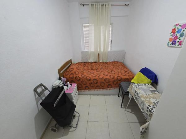 Квартира на продажу на  Calle Fiscal Miguel Gutiérrez Carbonell, Аликанте / Алакант photo 1