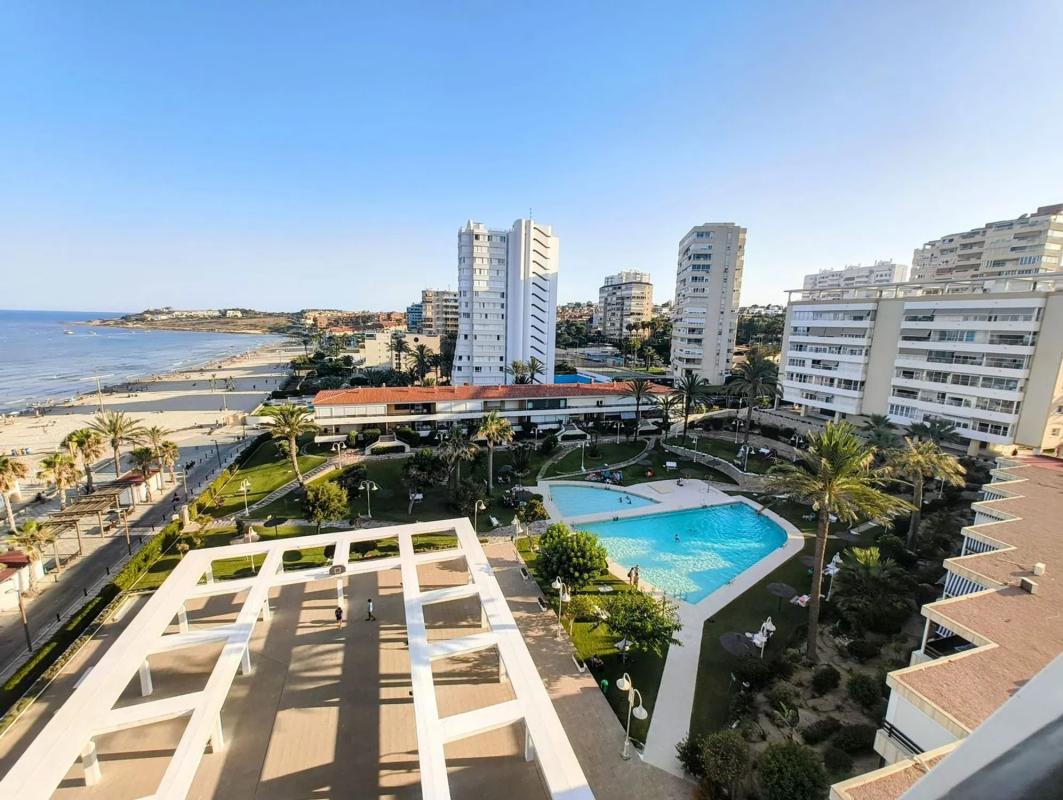 Venta de piso en Barrio Cabo de las Huertas, Alicante / Alacant
photo 2