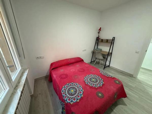 Mieszkanie na sprzedaż w Calle Villena, 23, Alicante / Alacant thumbnail 1