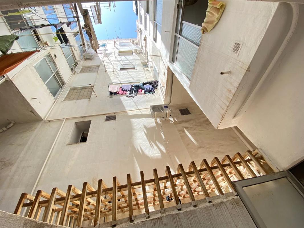 Sale of apartment in Calle San Benito, Alicante
plan 1