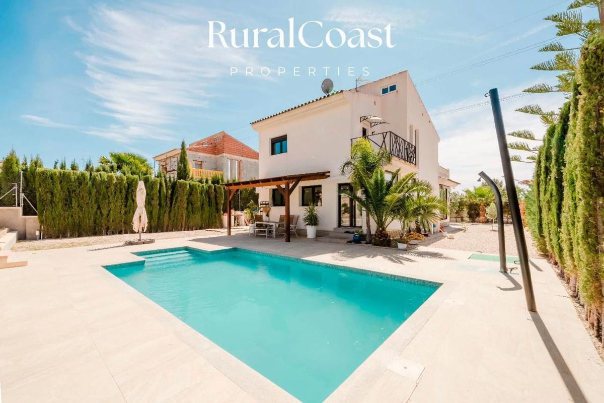Properties for sale and rent in Spain photo 2