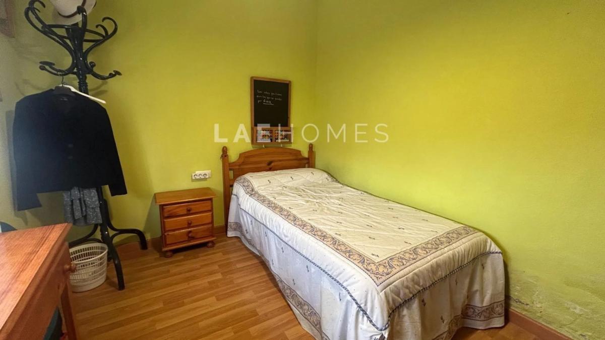 Properties for sale and rent in Spain photo 1
