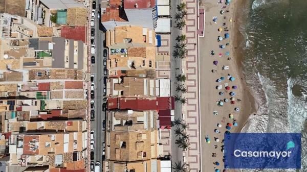 Casa independiente en calle Sant Pere thumbnail 2