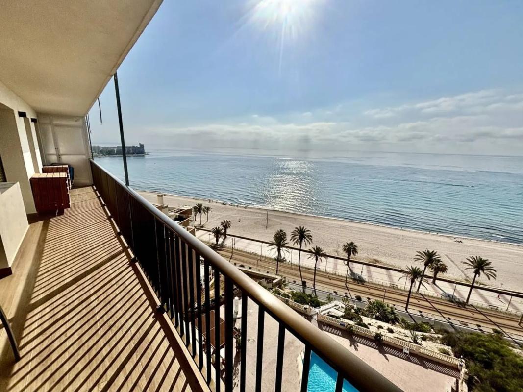 Sale of apartment in Playa Muchavista, El Campello
photo 1