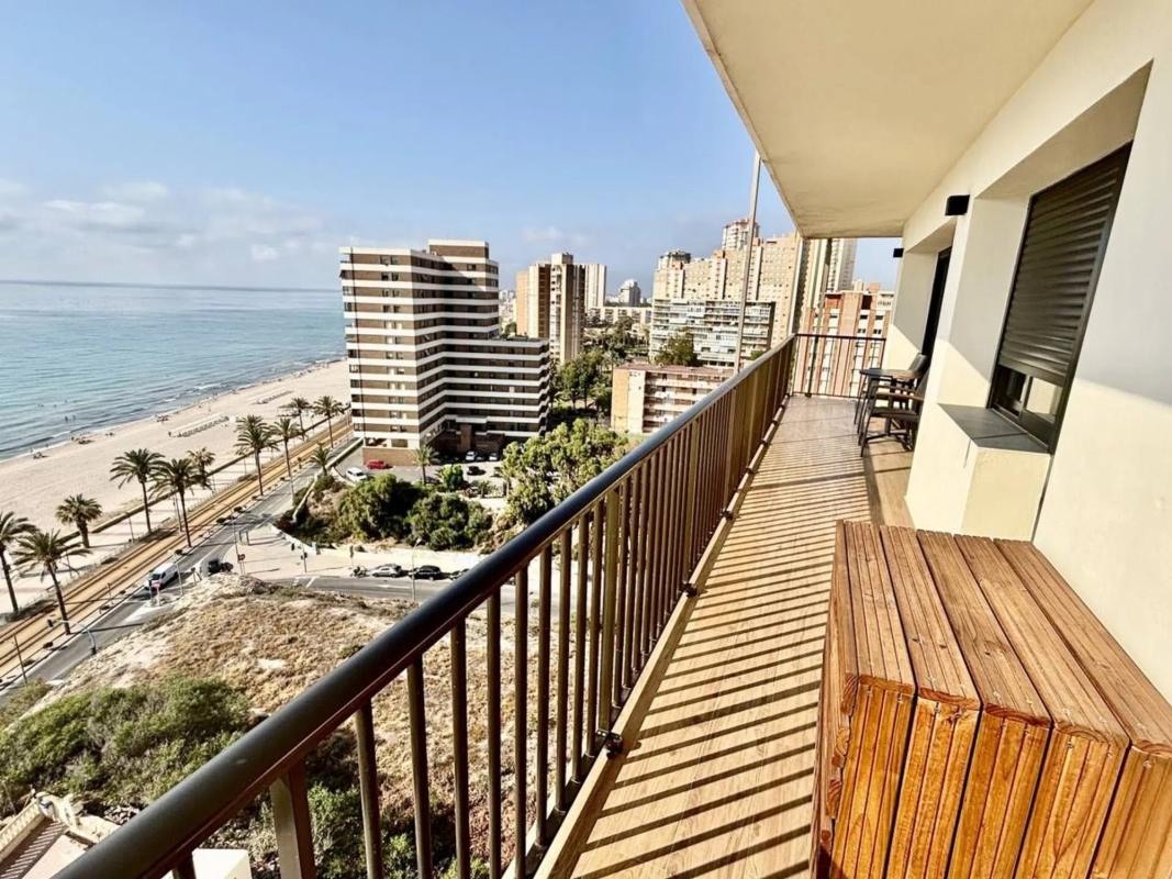 Sale of apartment in Playa Muchavista, El Campello
photo 2