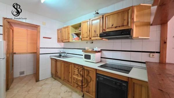 Apartment for sale in Calle Sant Bartomeu, El Campello photo 1