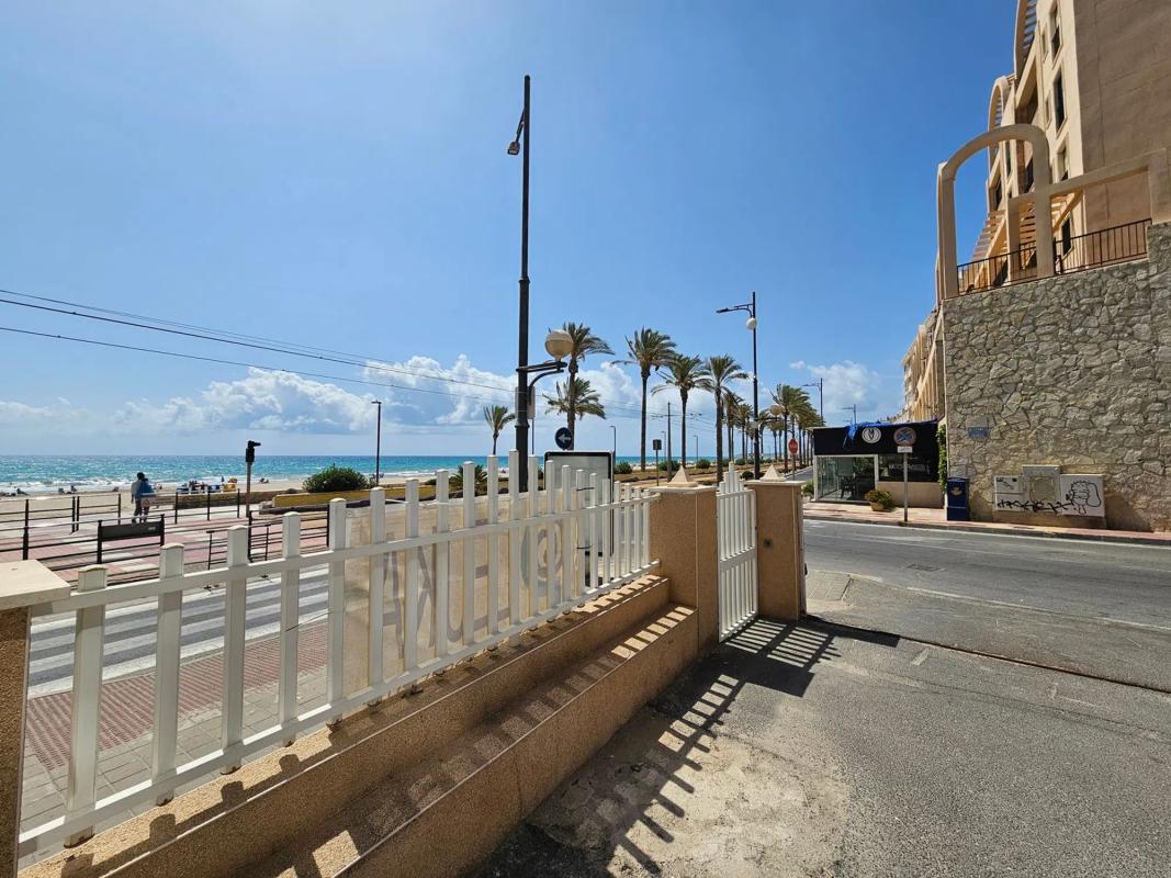 Sale of apartment in Avenida Jaime I el Conquistador, 94, El Campello
 photo 4