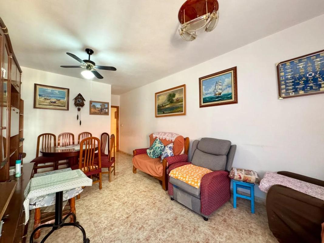 Venta de piso en Campello Playa, El Campello
photo 1
