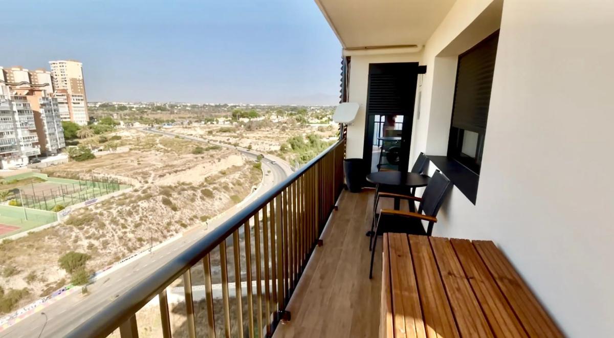 Sale of apartment in Playa Muchavista, El Campello
photo 1