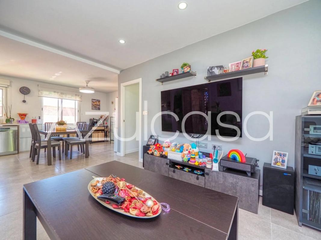 Sale of apartment in Playa Muchavista, El Campello
 photo 5