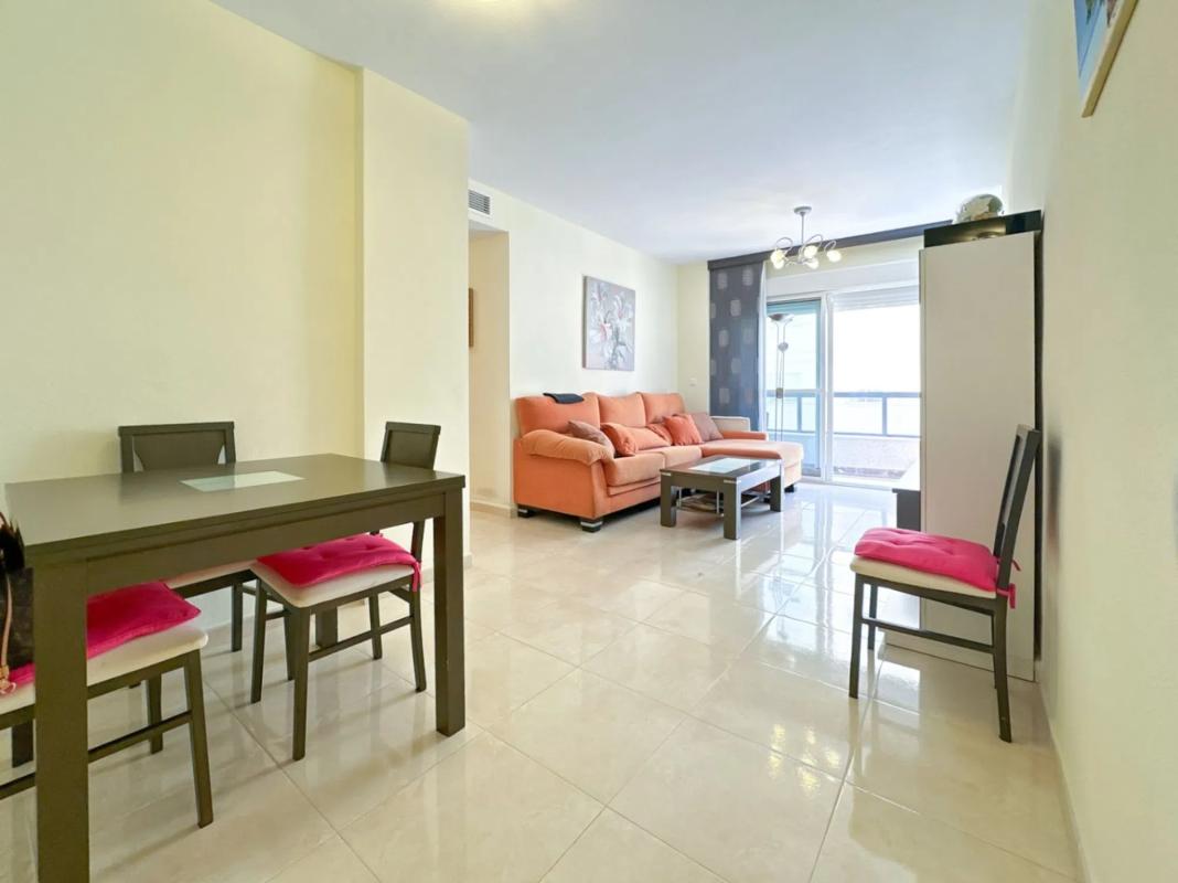 Sale of apartment in Calle de Gabriel Miro, El Campello
photo 2