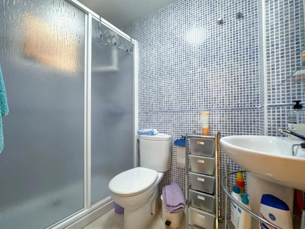 Sale of apartment in Calle de Gabriel Miro, El Campello
photo 3
