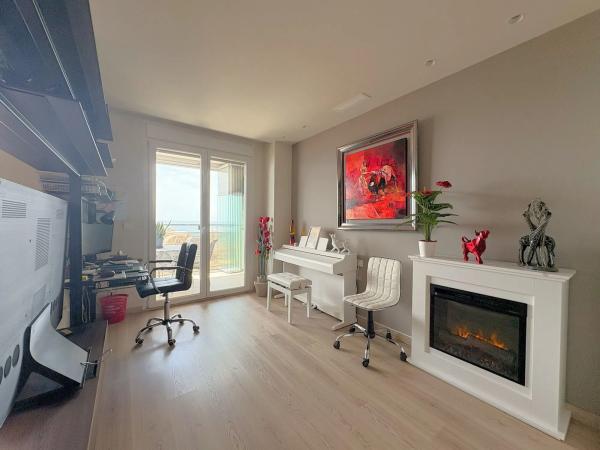 Apartment for sale in  Calle de la Mar Alta, 14, El Campello photo 4