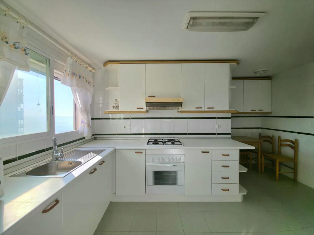 Продажа квартиры на Calle Hisenda de l'Administrador, 4, Эль Кампельо
 photo 3