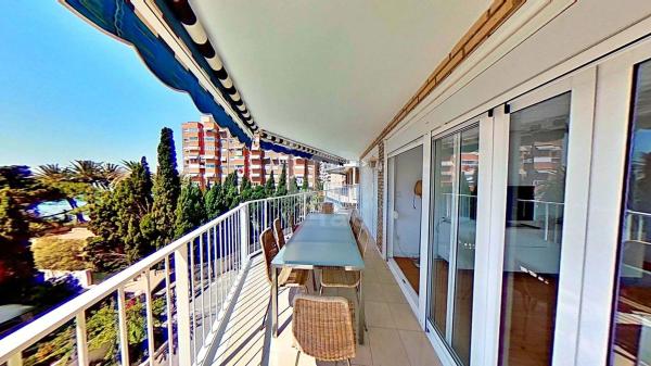Квартира на продажу на  Avenida Jaime I el Conquistador, 22, Эль Кампельо photo 1