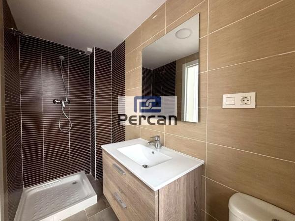 Apartment for sale in Calle del Pla de Sarrió, El Campello thumbnail 1