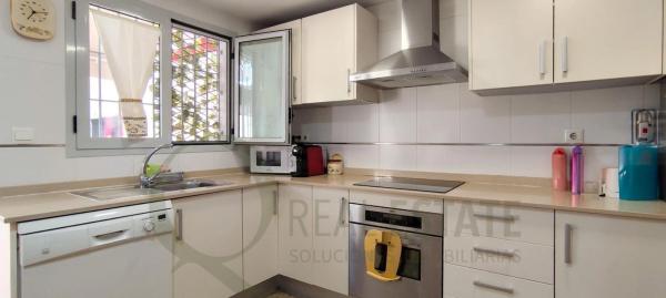 Chalet adosado photo 2