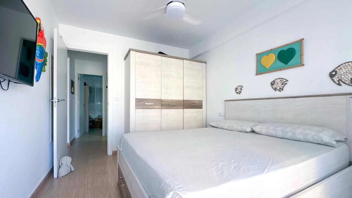 Sale of apartment in Calle de Sorolla, El Campello
photo 4