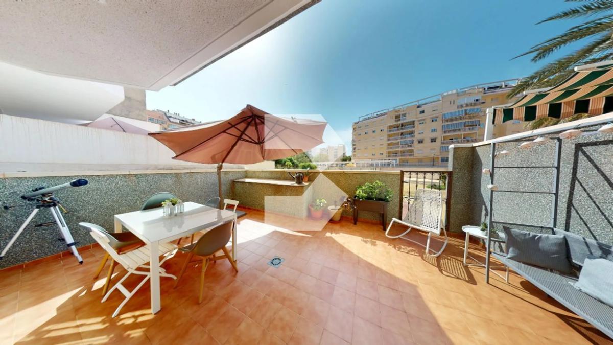 Sale of apartment in CL SANT FRANCESC, El Campello
 photo 3