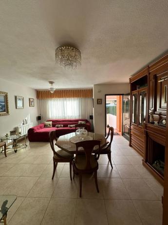 Chalet adosado en calle la Maigmona photo 2