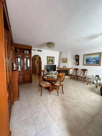 Chalet adosado en calle la Maigmona photo 3