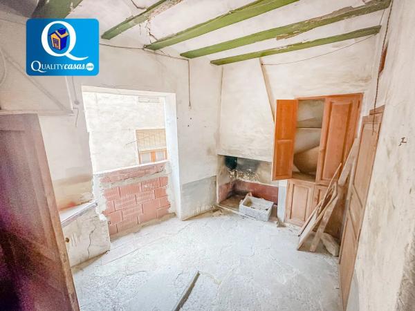 Chalet independiente en venta en Centro, Alicante / Alacant
photo 1