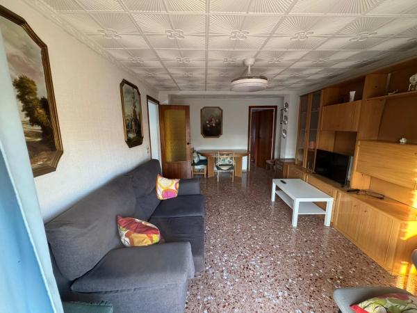 Квартира на продажу на Calle San Isidro, 10, Сан-Висенте-дель-Распейг thumbnail 1