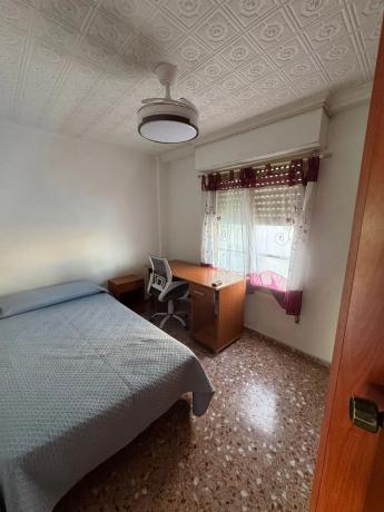 Квартира на продажу на  Calle San Isidro, 10, Сан-Висенте-дель-Распейг photo 4