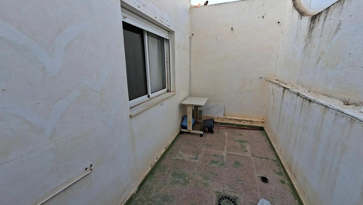Продажа студии в Avenida Ancha de Castelar, Сан-Висенте-дель-Распейг photo 2