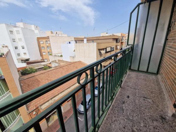 Piso en venta en Alcalde Felipe Mallol, San Vicente del Raspeig
thumbnail 2