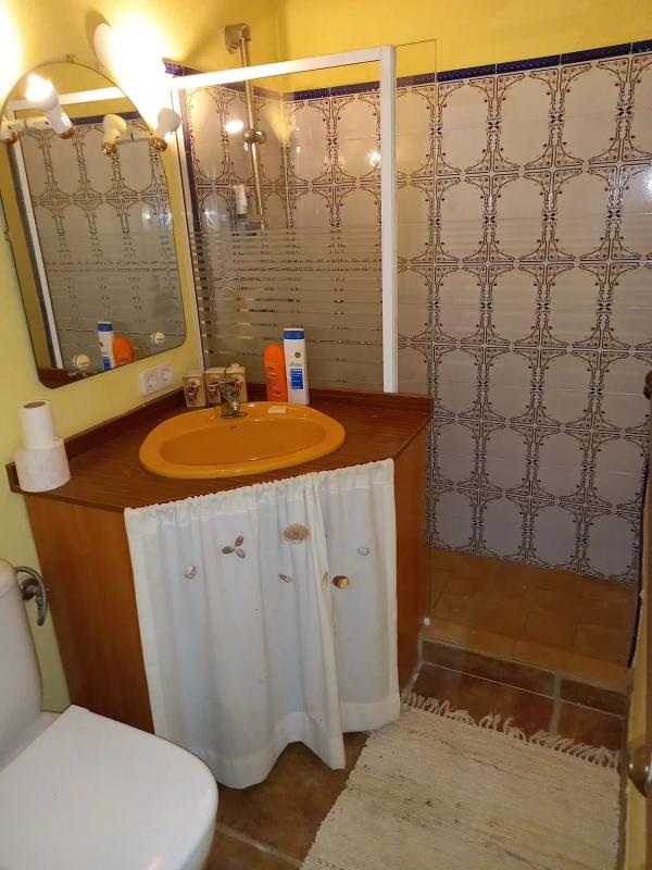 Propiedades en venta y alquiler en España photo 2