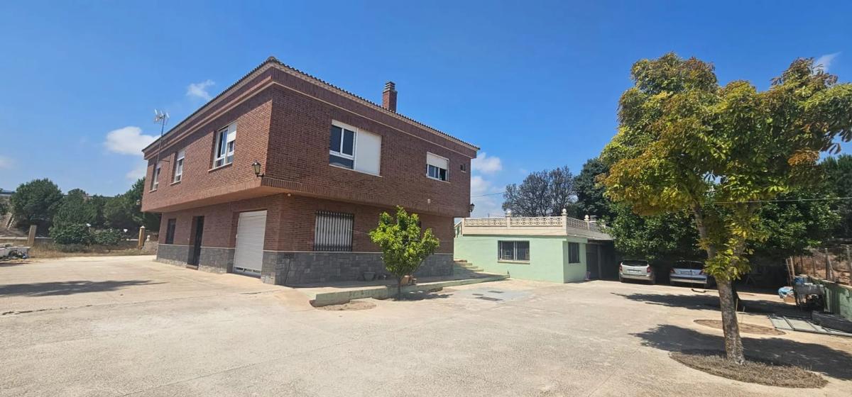 Propiedades en venta y alquiler en España photo 5
