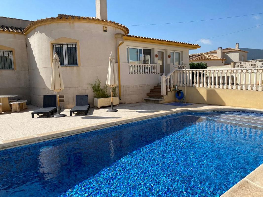 Propiedades en venta y alquiler en España photo 1