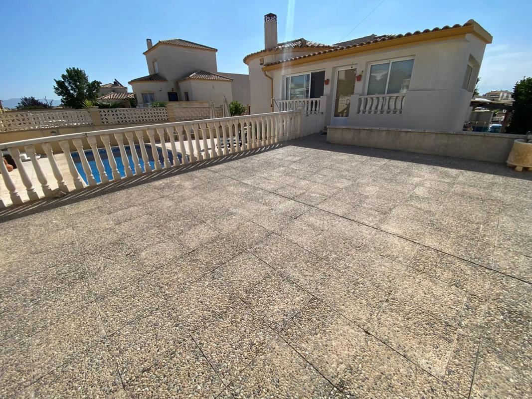 Propiedades en venta y alquiler en España photo 2