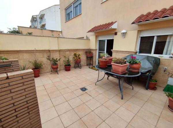 Chalet adosado photo 2