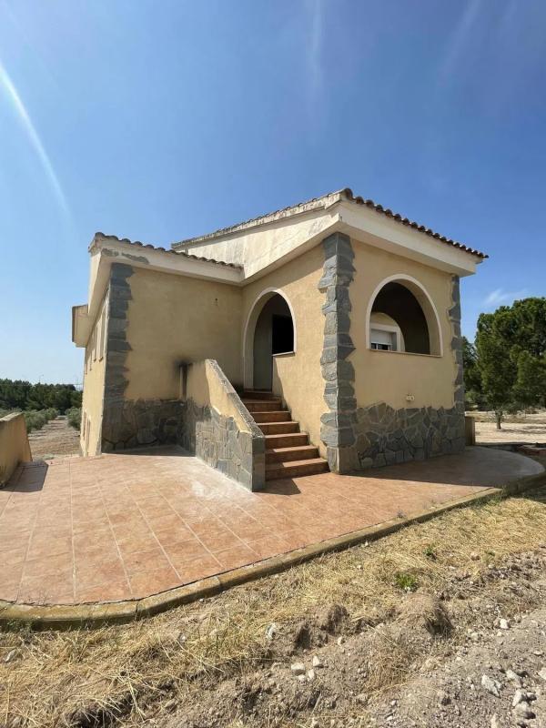 Propiedades en venta y alquiler en España photo 2