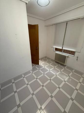Mieszkanie na sprzedaż w  Calle Cronista Jordán, 11, Alcoy photo 3