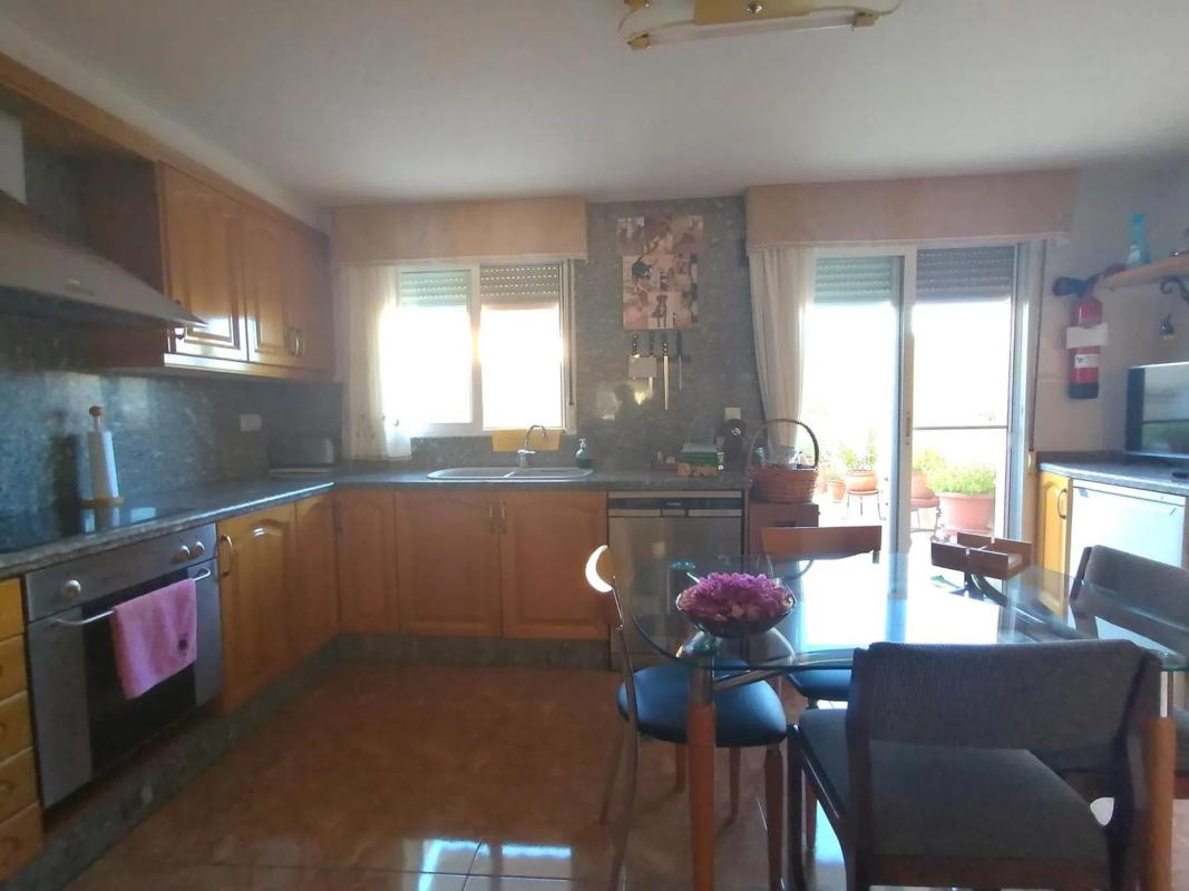 Недвижимость на продажу и в аренду в Испании photo 5