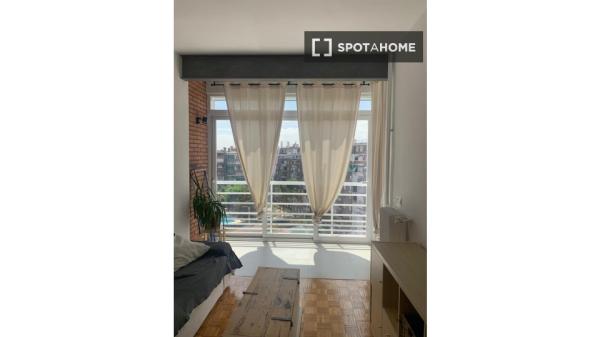 Apartment for rent in P.º de los Pontones , Madrid photo 1