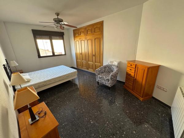 Piso en venta en El Rabal, Villena
thumbnail 1