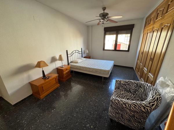 Piso en venta en El Rabal, Villena
thumbnail 2