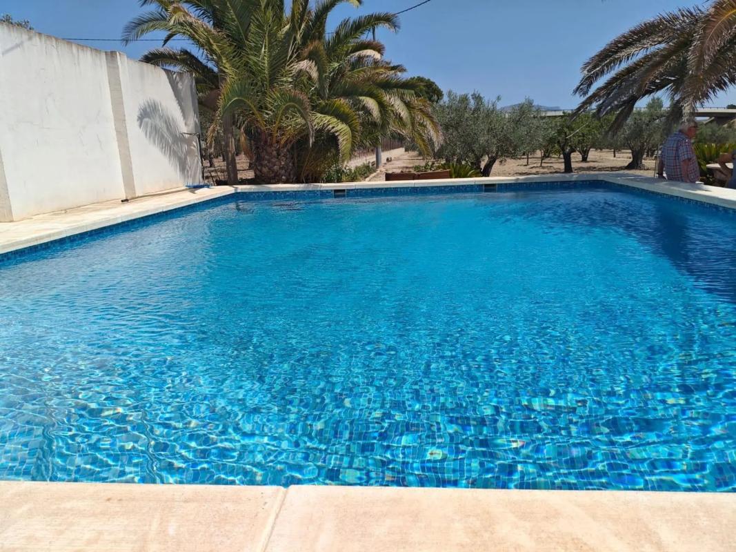 Propiedades en venta y alquiler en España photo 2