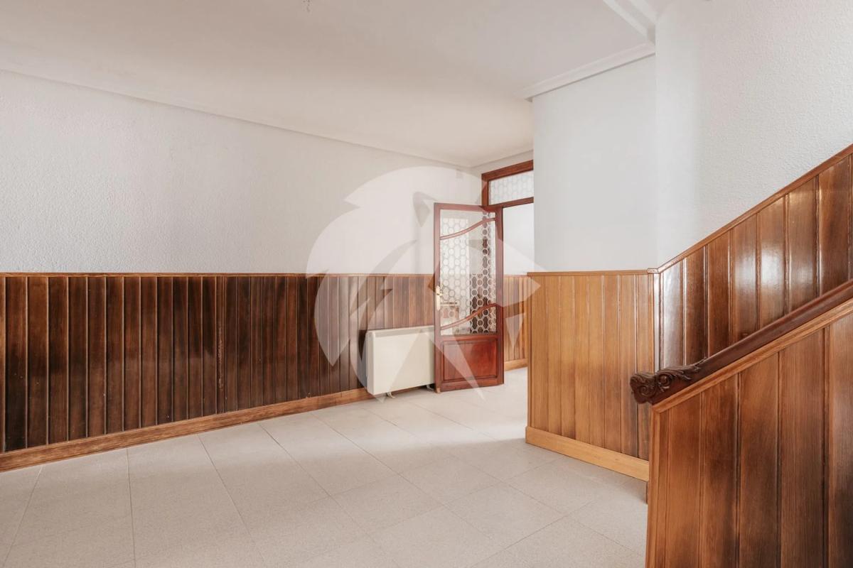Properties for sale and rent in Spain photo 3