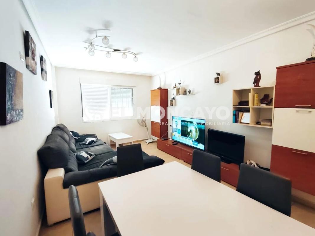 Sale of apartment in Calle Cuba, Almoradí
photo 5