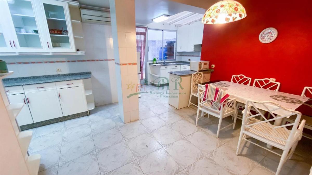 Продажа квартиры на Almoradí, Алморади
photo 1