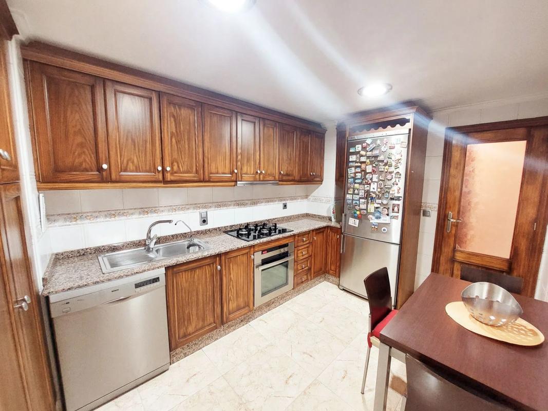 Venta de piso en Avenida Tomás Villanueva, 9, Bigastro
photo 3
