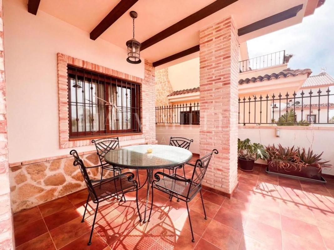 Propiedades en venta y alquiler en España photo 2